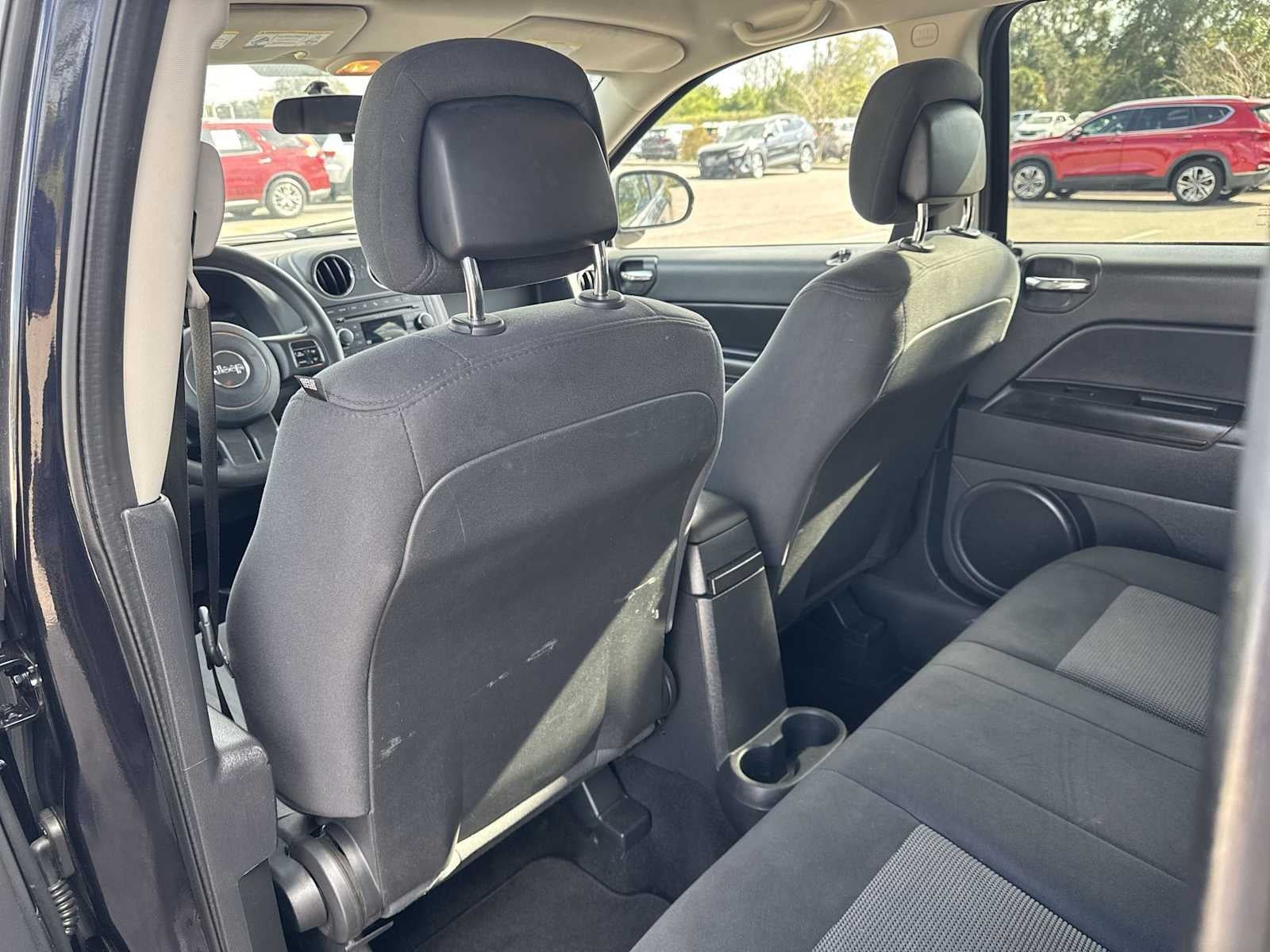 Jeep Compass 2011, tracción delantera, 4 puertas