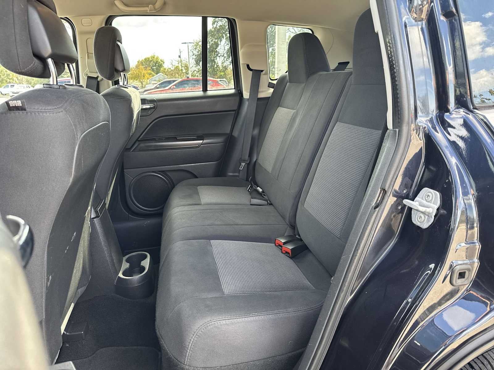 Jeep Compass 2011, tracción delantera, 4 puertas