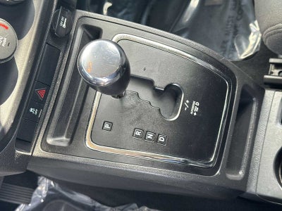 Jeep Compass 2011, tracción delantera, 4 puertas