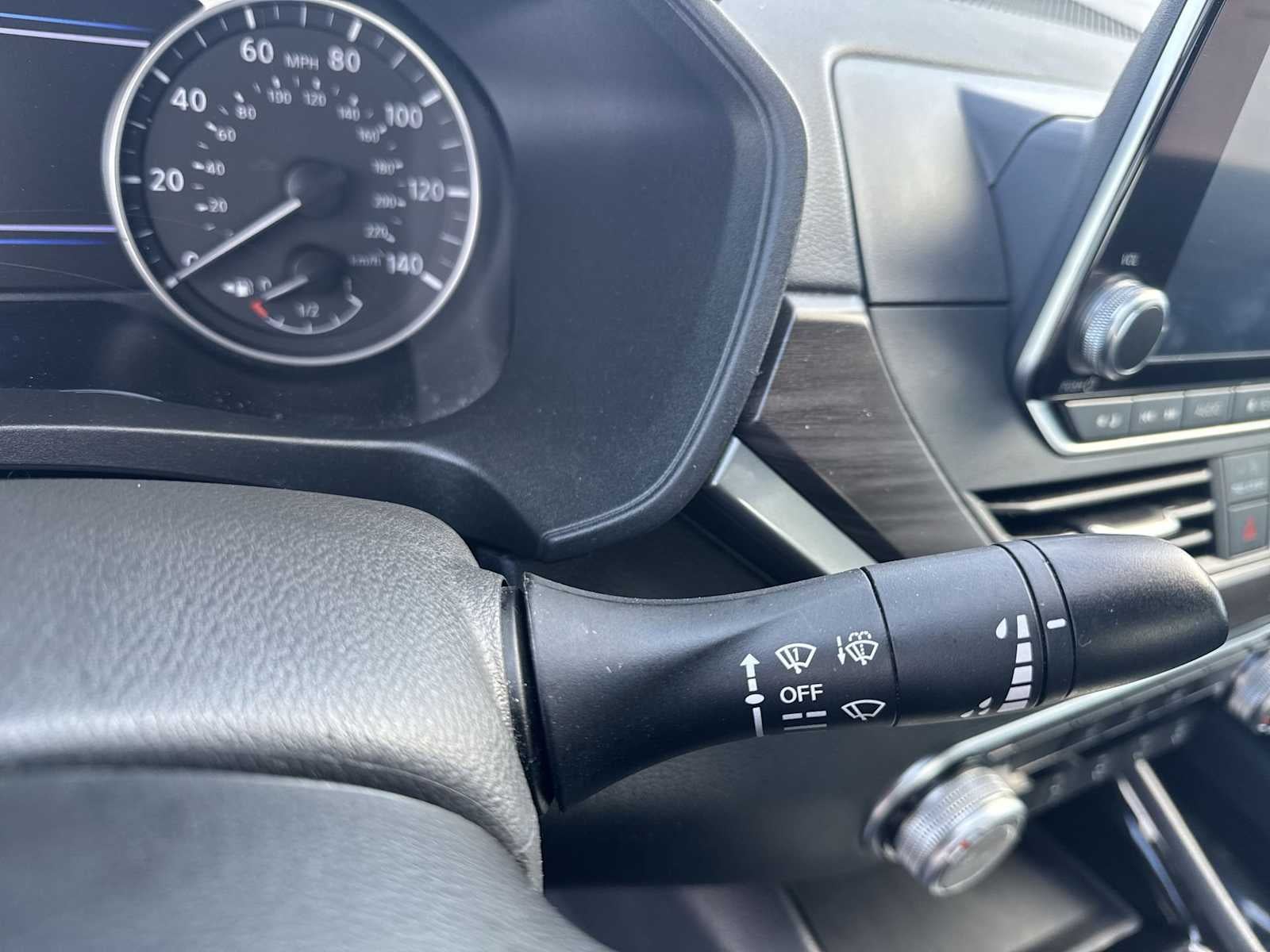 Nissan Altima 2.5 SV 2024