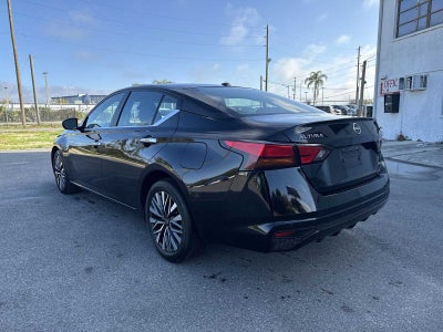 Nissan Altima 2.5 SV 2024