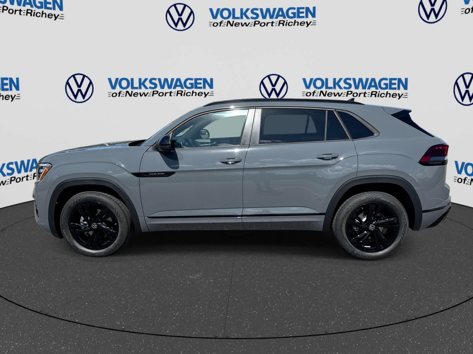 2026 Volkswagen Atlas Cross Sport 2.0T SEL R-Line Negro