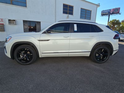 2026 Volkswagen Atlas Cross Sport 2.0T SEL R-Line Negro