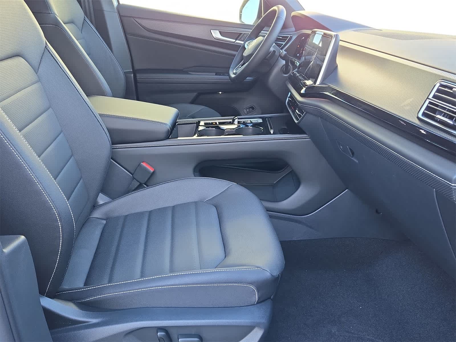 2026 Volkswagen Atlas Cross Sport 2.0T SEL R-Line Negro