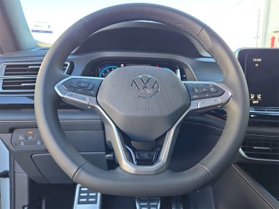 2026 Volkswagen Atlas Cross Sport 2.0T SEL R-Line Negro