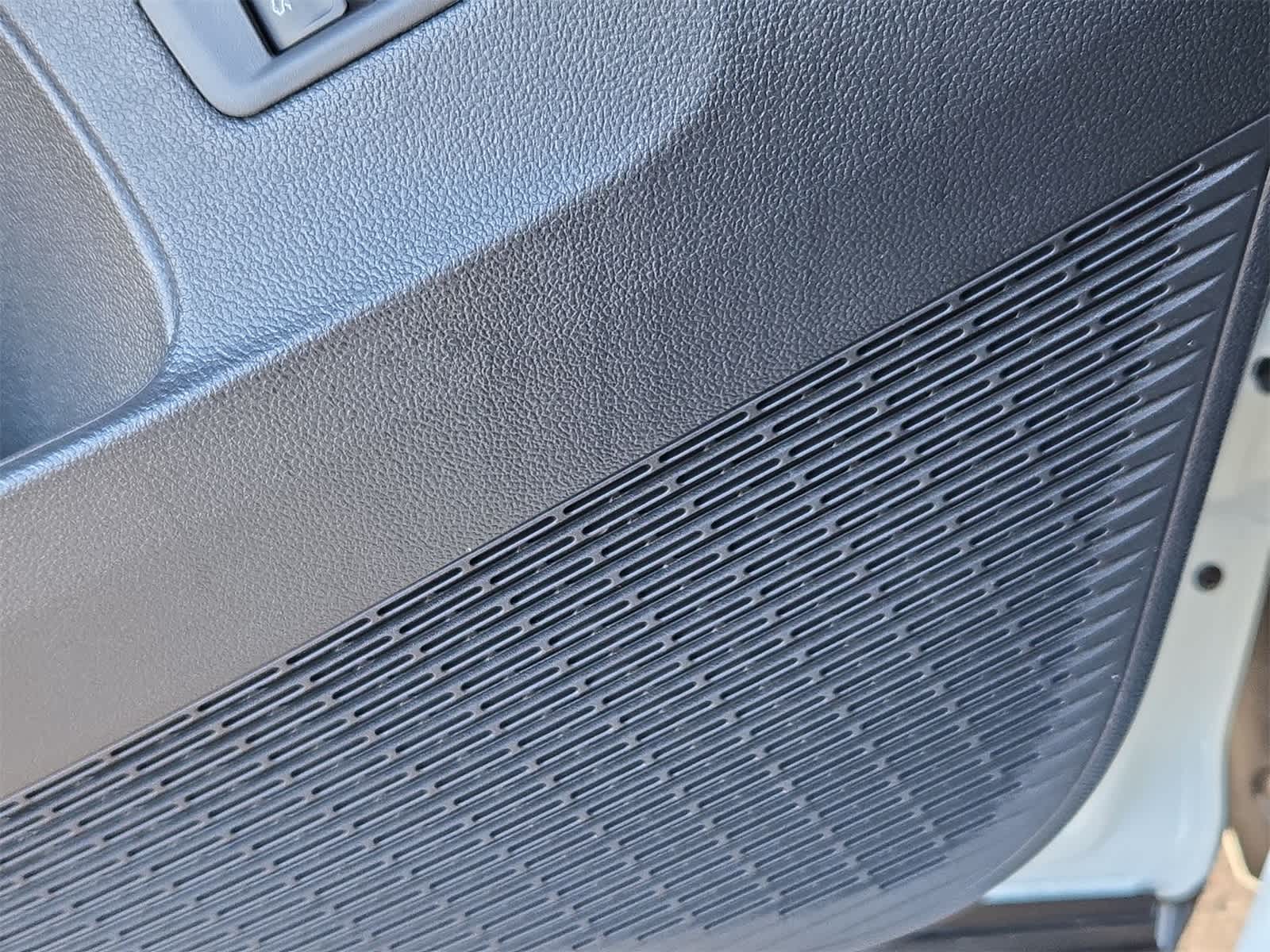 2026 Volkswagen Atlas Cross Sport 2.0T SEL R-Line Negro