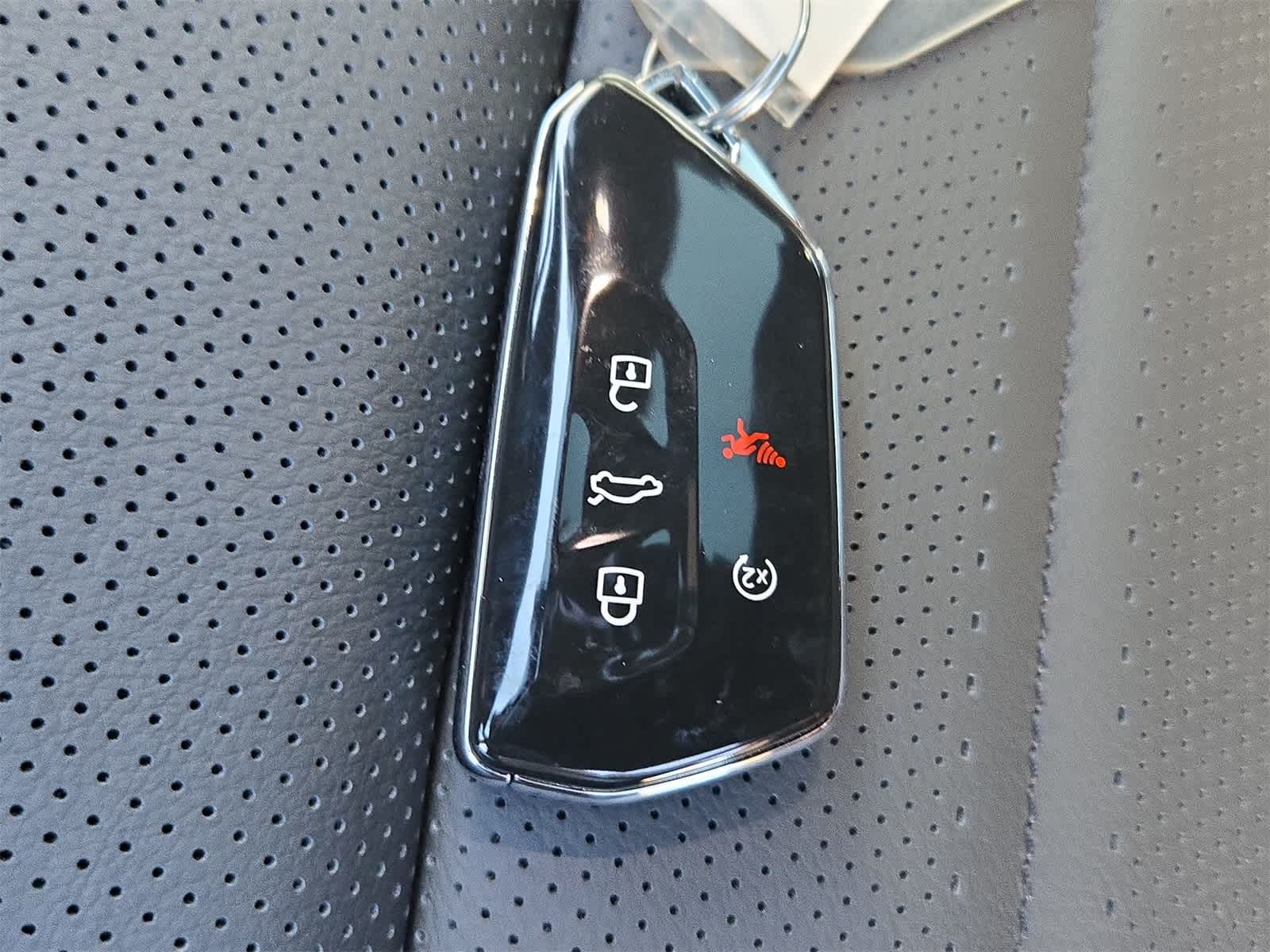 2026 Volkswagen Atlas Cross Sport 2.0T SEL R-Line Negro