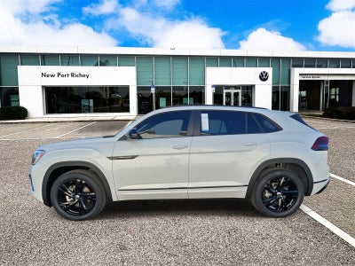 2026 Volkswagen Atlas Cross Sport 2.0T SEL R-Line Negro