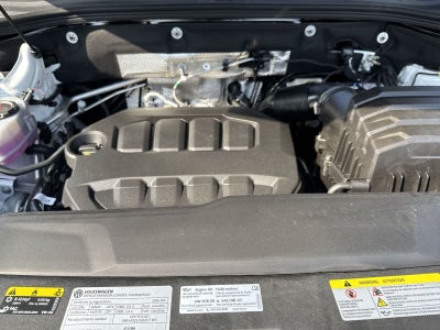 2026 Volkswagen Atlas Cross Sport 2.0T SEL R-Line Negro