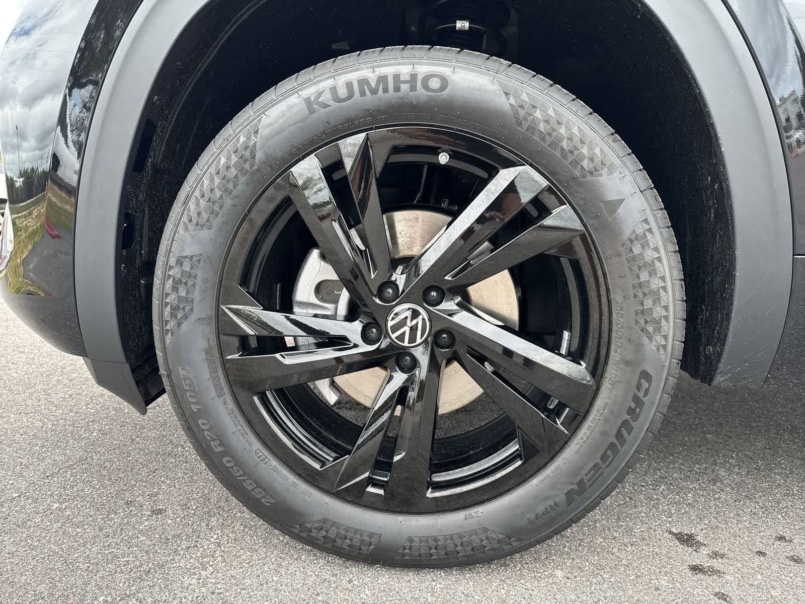 2026 Volkswagen Atlas Cross Sport 2.0T SEL R-Line Negro