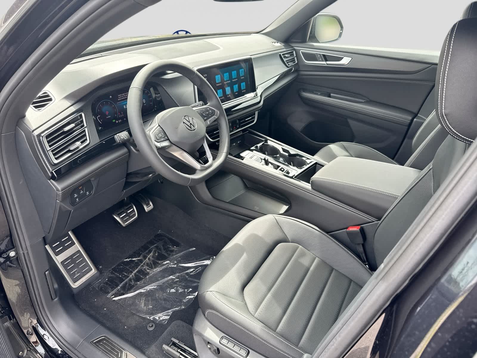 Volkswagen Atlas Cross Sport SEL R-Line Black 2026