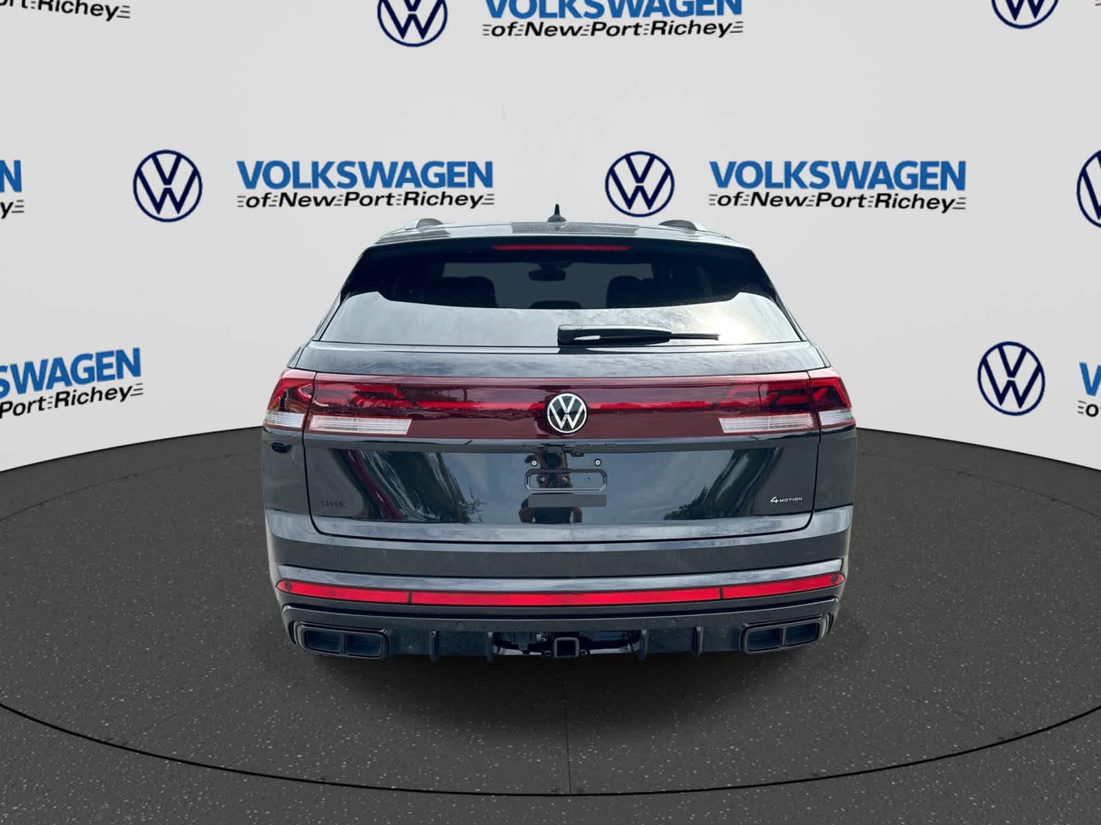 Volkswagen Atlas Cross Sport SEL R-Line Black 2026