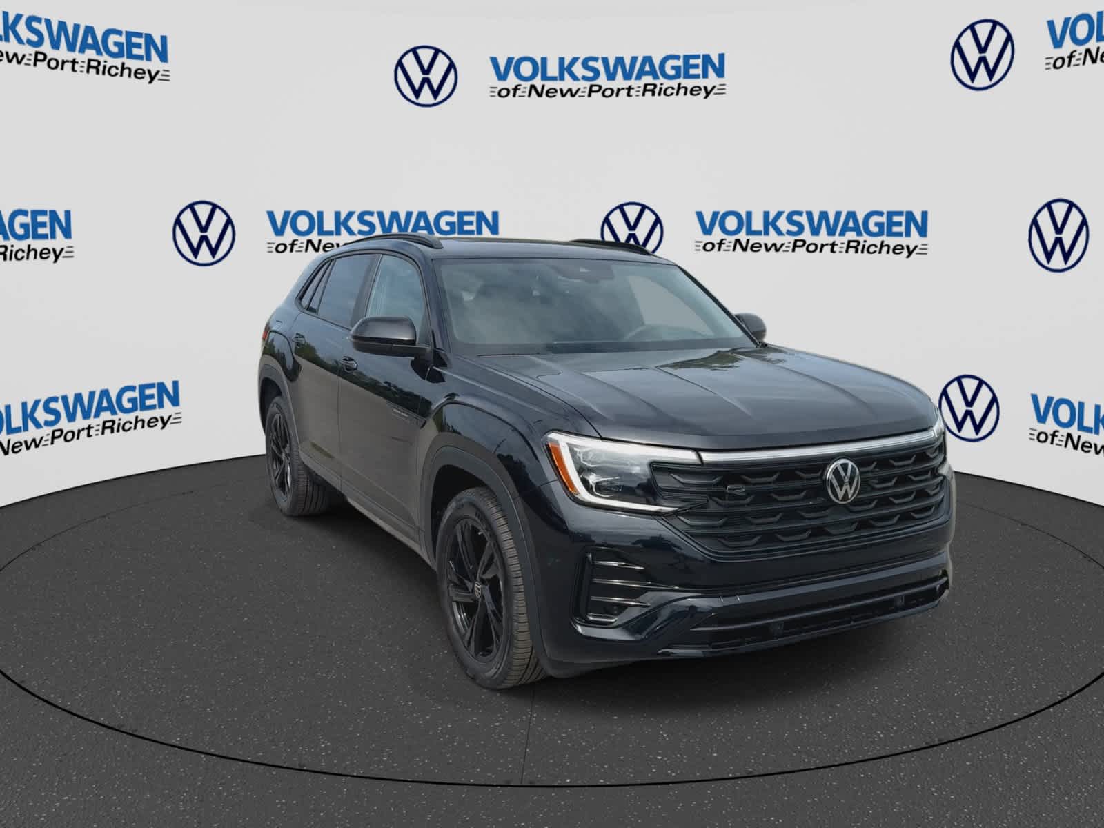 Volkswagen Atlas Cross Sport SEL R-Line Black 2026