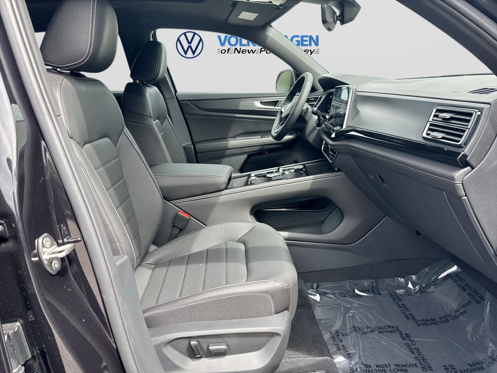 Volkswagen Atlas Cross Sport SEL R-Line Black 2026