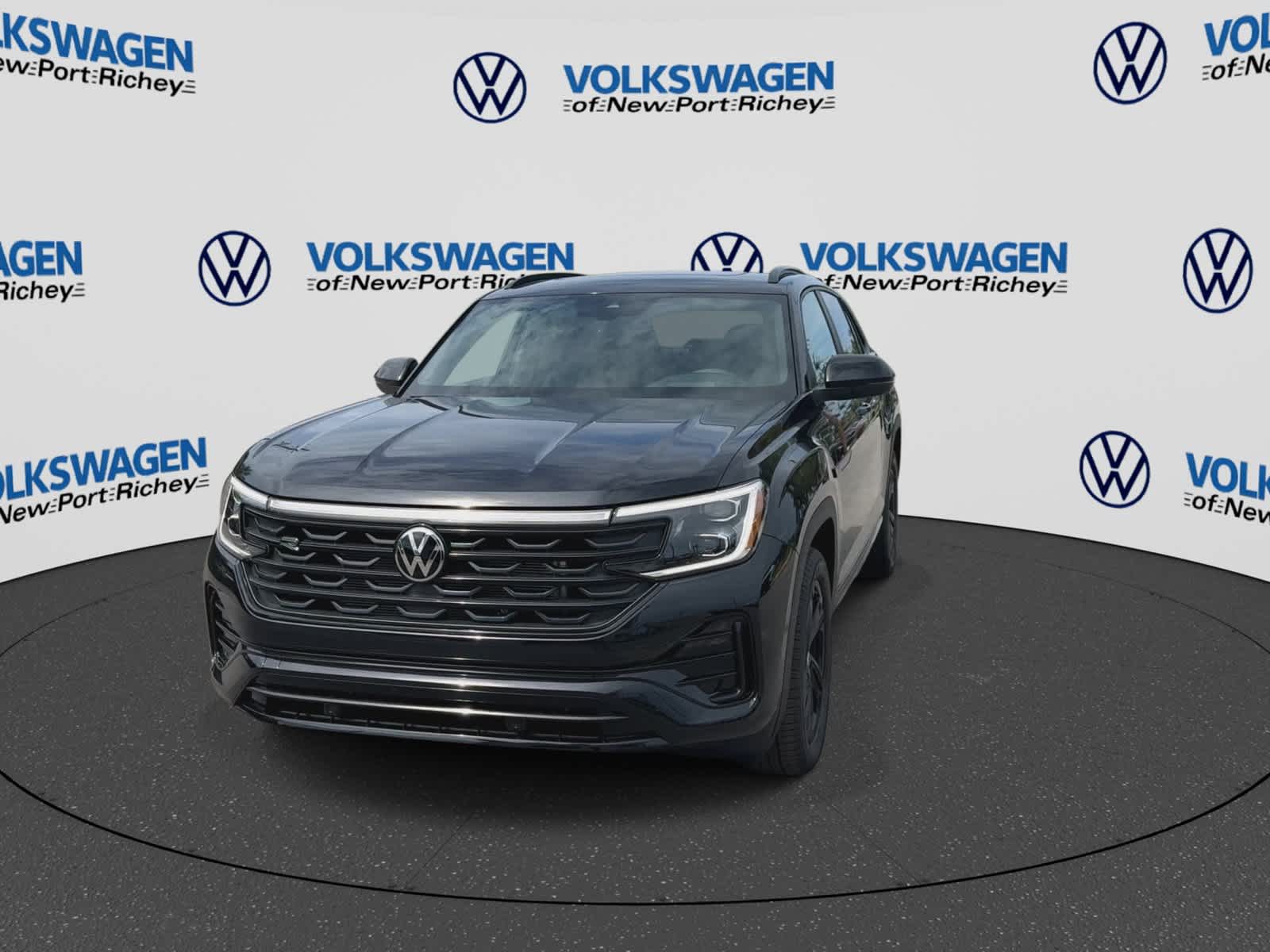 Volkswagen Atlas Cross Sport SEL R-Line Black 2026