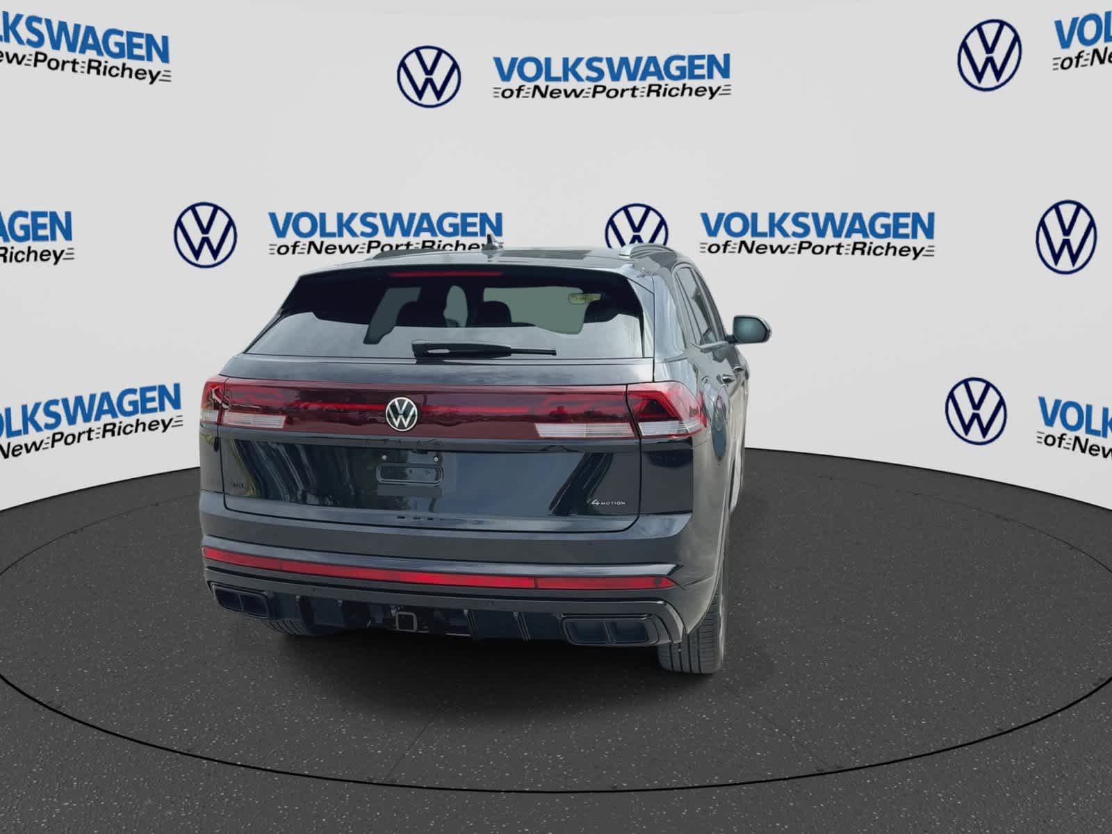 Volkswagen Atlas Cross Sport SEL R-Line Black 2026