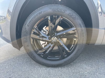2026 Volkswagen Atlas Cross Sport 2.0T SEL R-Line Negro
