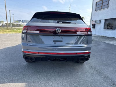 2026 Volkswagen Atlas Cross Sport 2.0T SEL R-Line Negro