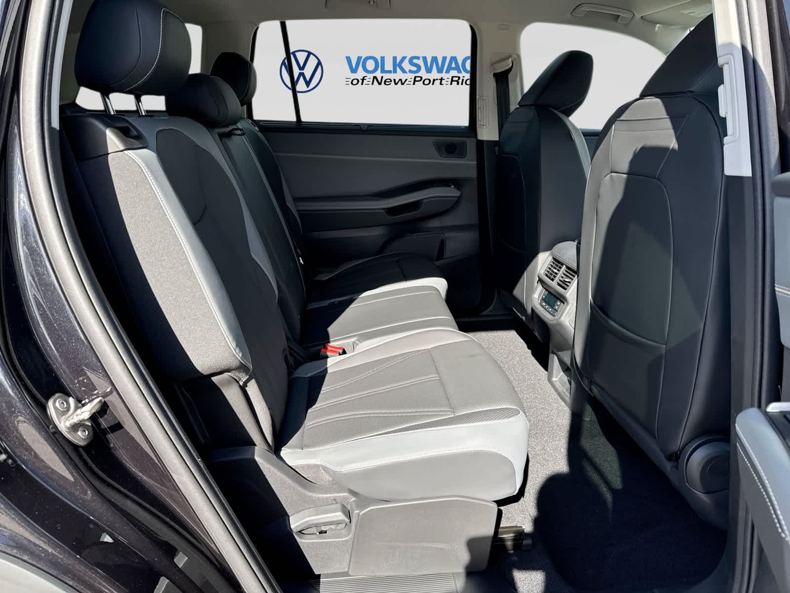 Volkswagen Atlas SE 2027