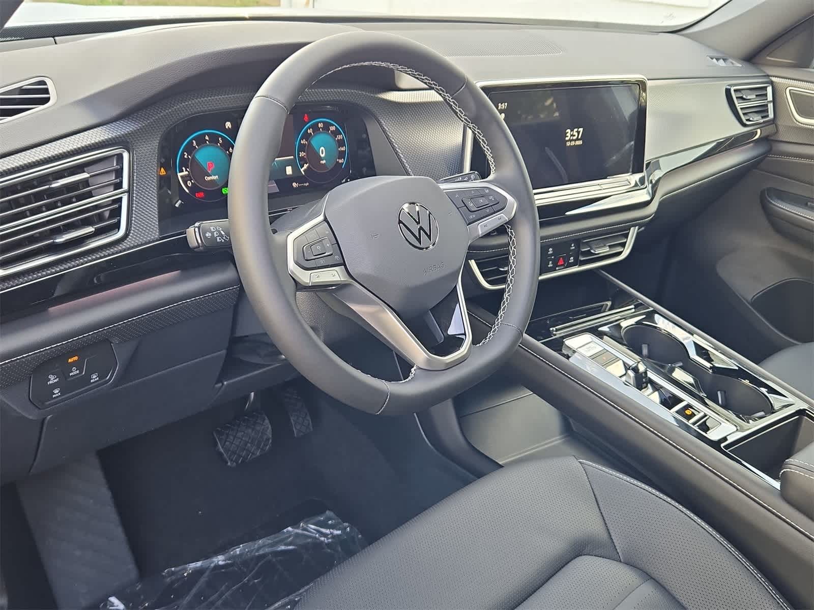 2026 Volkswagen Atlas Cross Sport 2.0T SEL