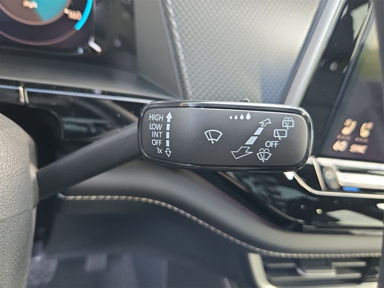 2026 Volkswagen Atlas Cross Sport 2.0T SEL