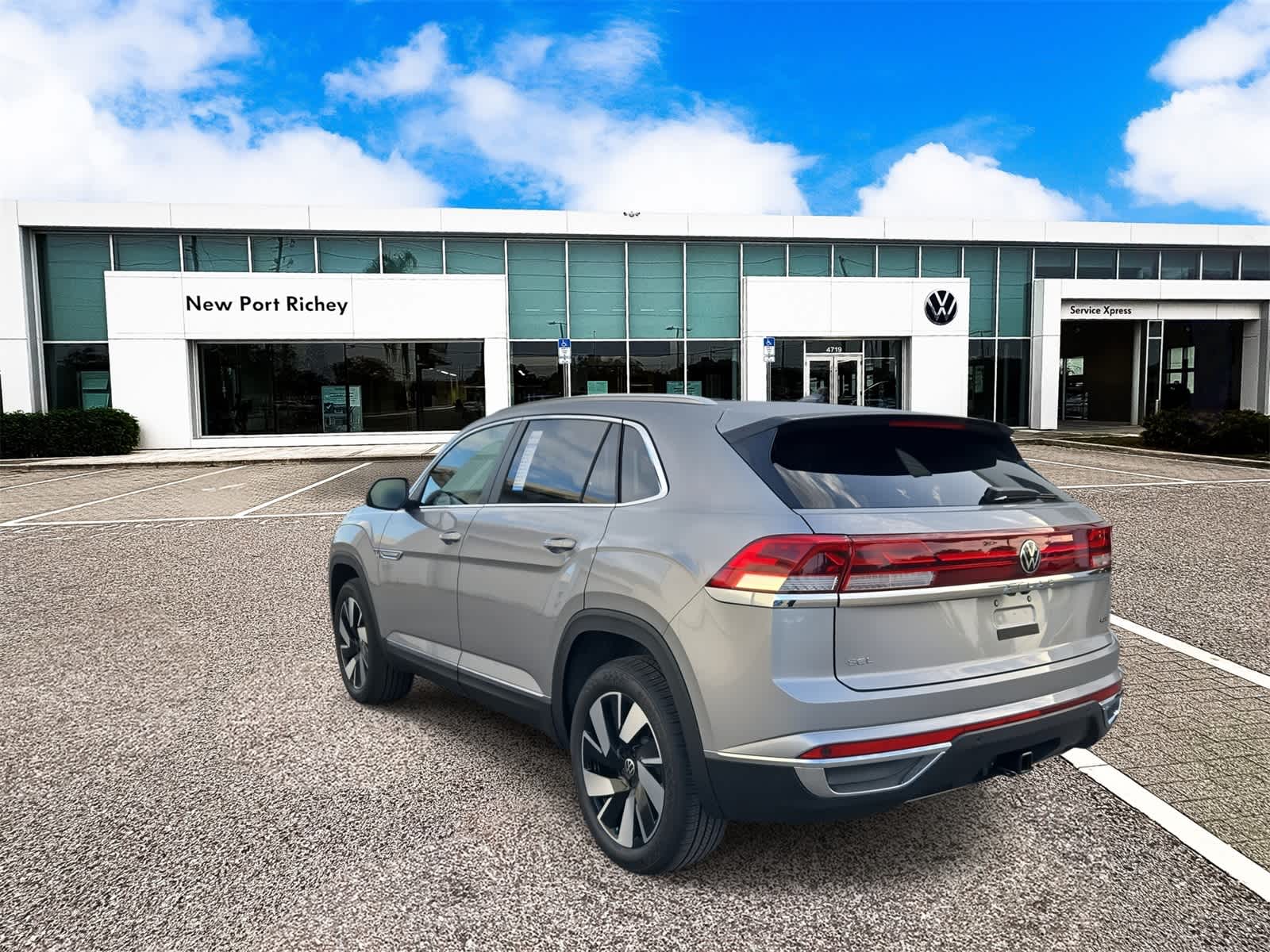 2026 Volkswagen Atlas Cross Sport 2.0T SEL