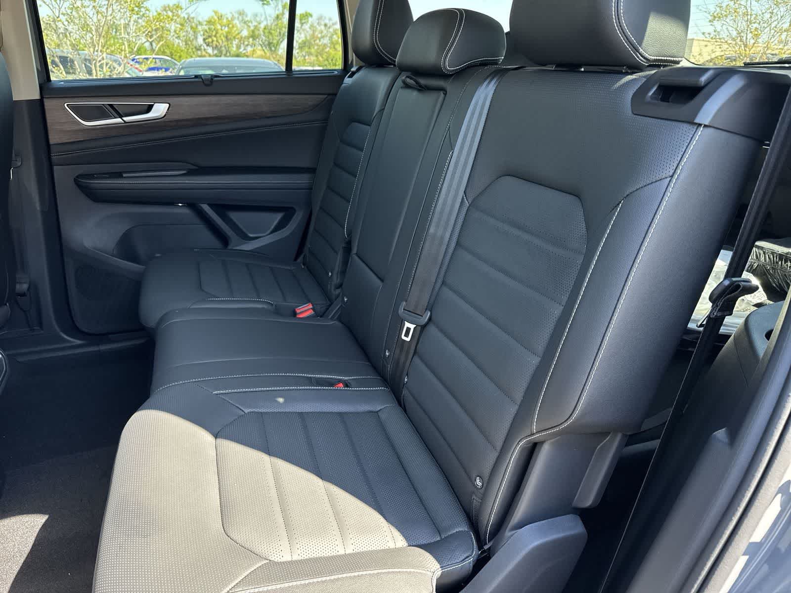 2026 Volkswagen Atlas 2.0T SEL