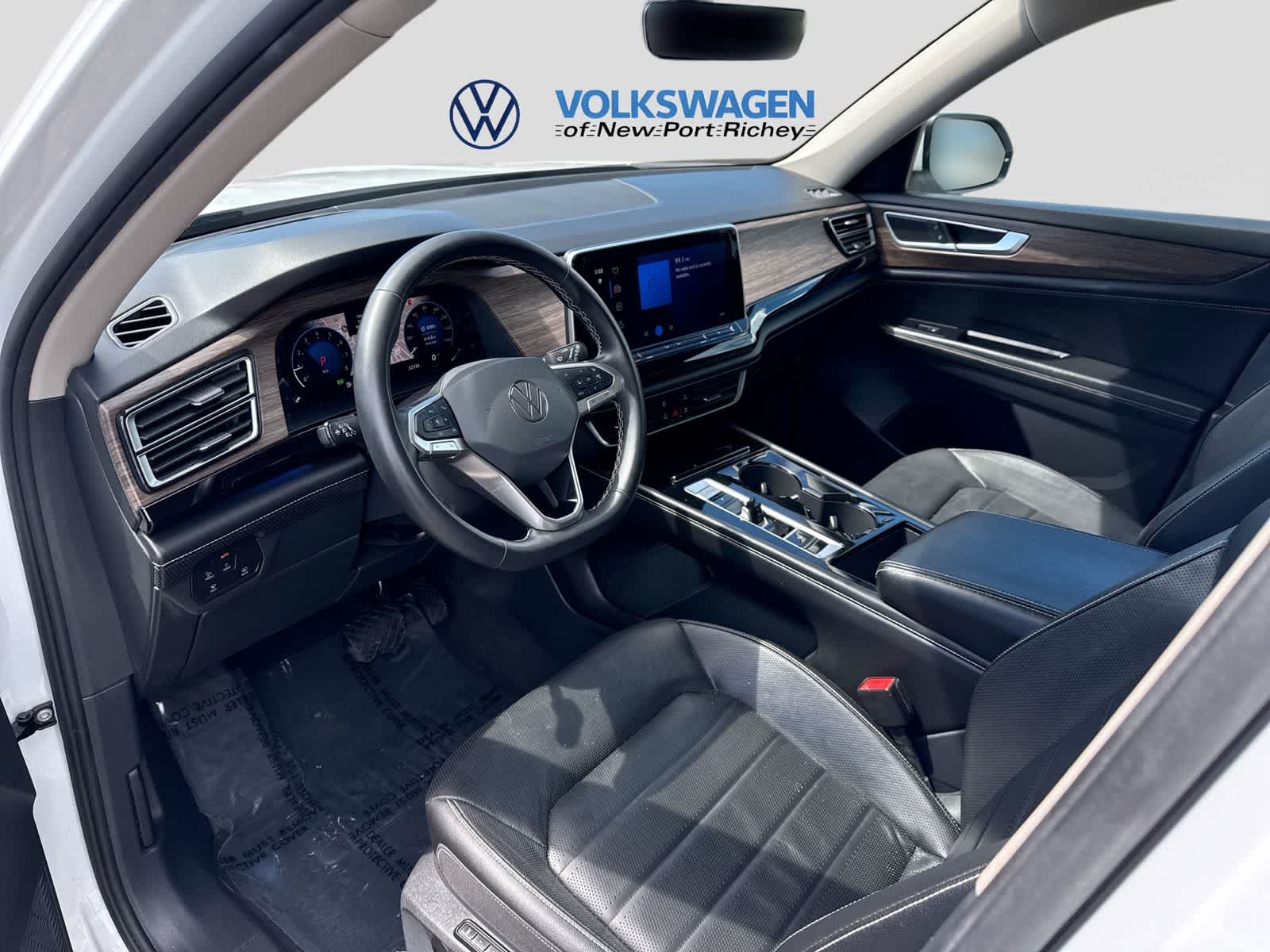 2024 Volkswagen Atlas 2.0T SEL