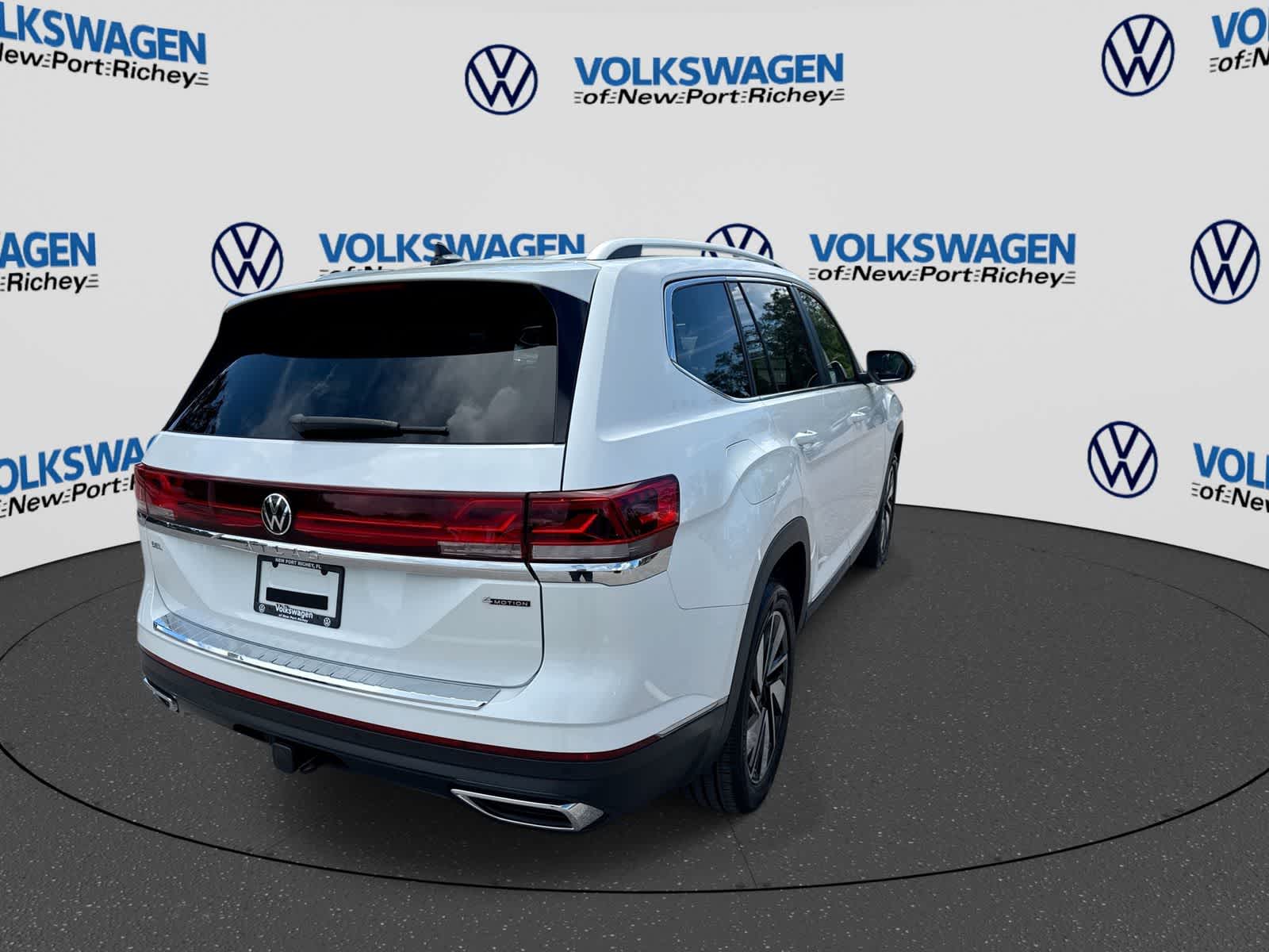 2024 Volkswagen Atlas 2.0T SEL