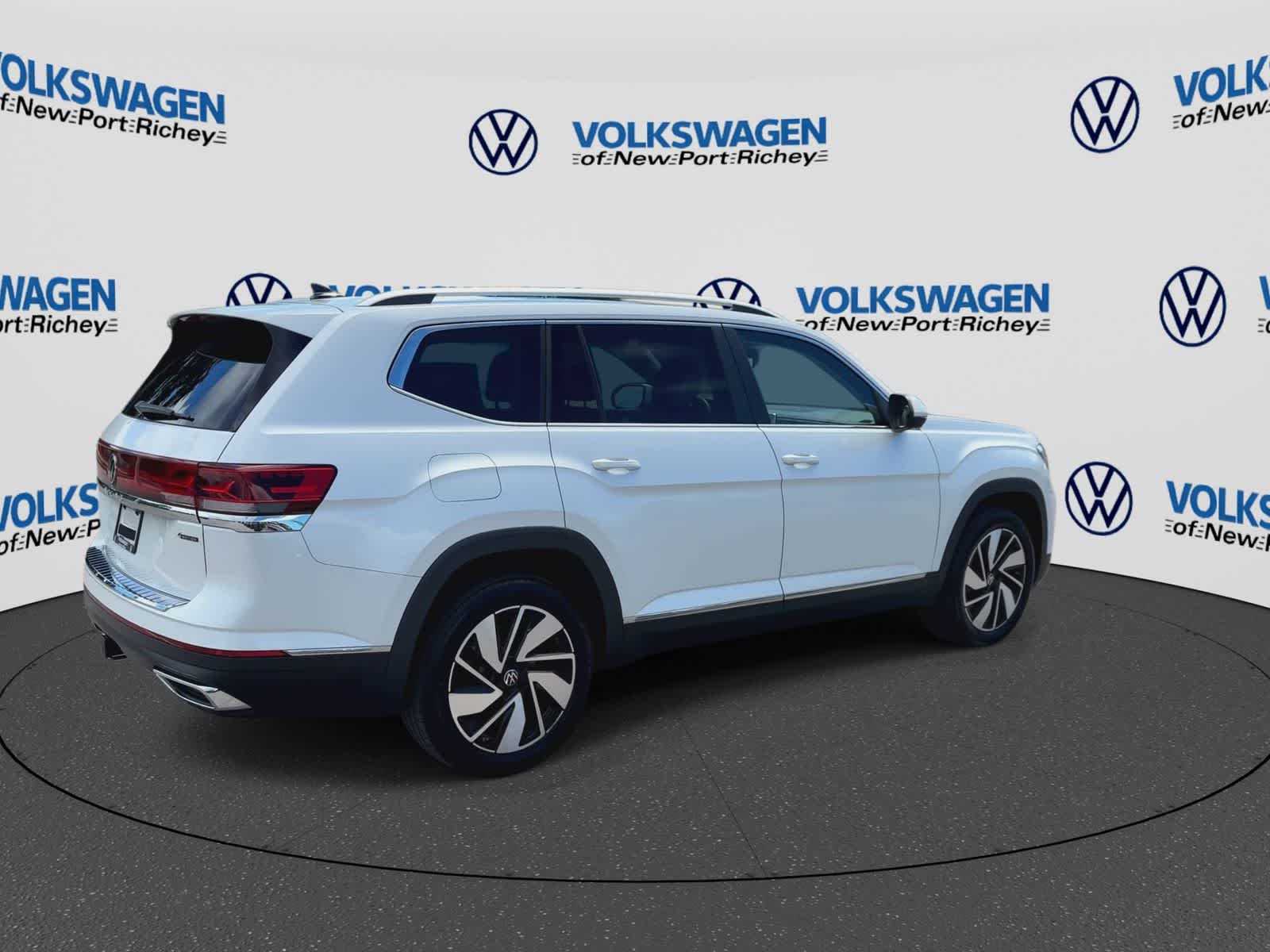 2024 Volkswagen Atlas 2.0T SEL