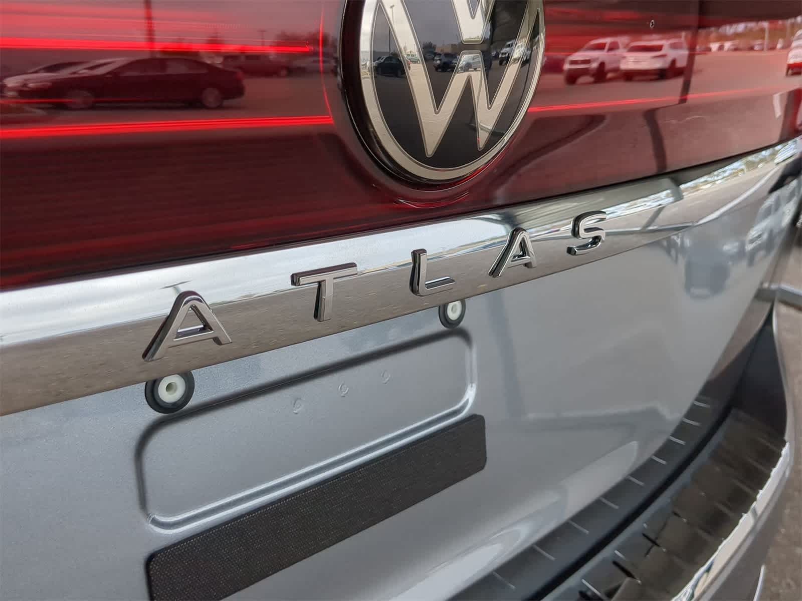 2025 Volkswagen Atlas 2.0T SEL