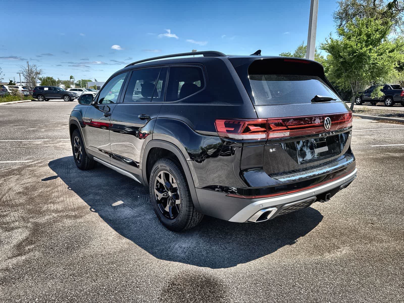 Volkswagen Atlas 2.0T Peak Edition 2026