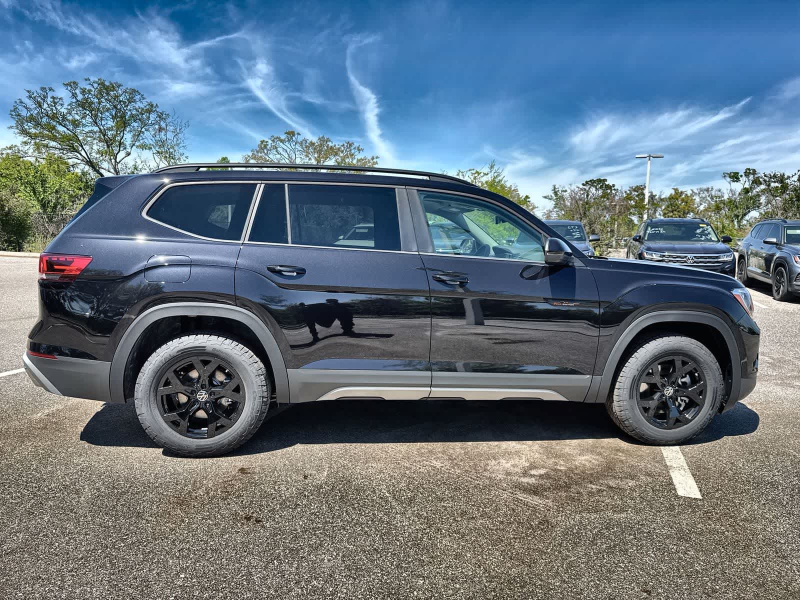 Volkswagen Atlas 2.0T Peak Edition 2026