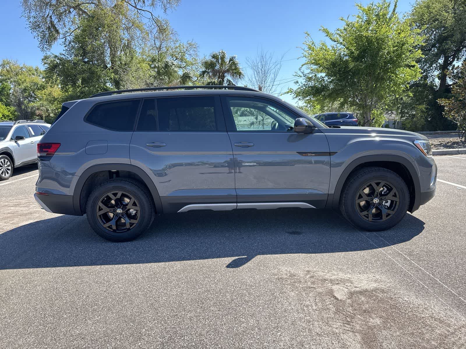 Volkswagen Atlas 2.0T Peak Edition 2026