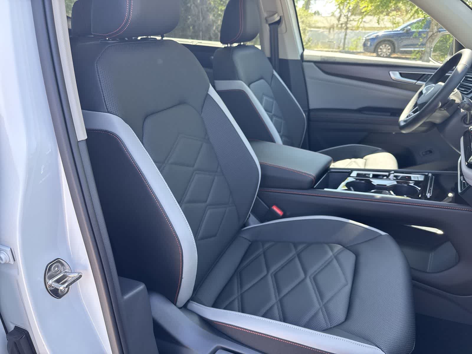 Volkswagen Atlas 2.0T Peak Edition 2026