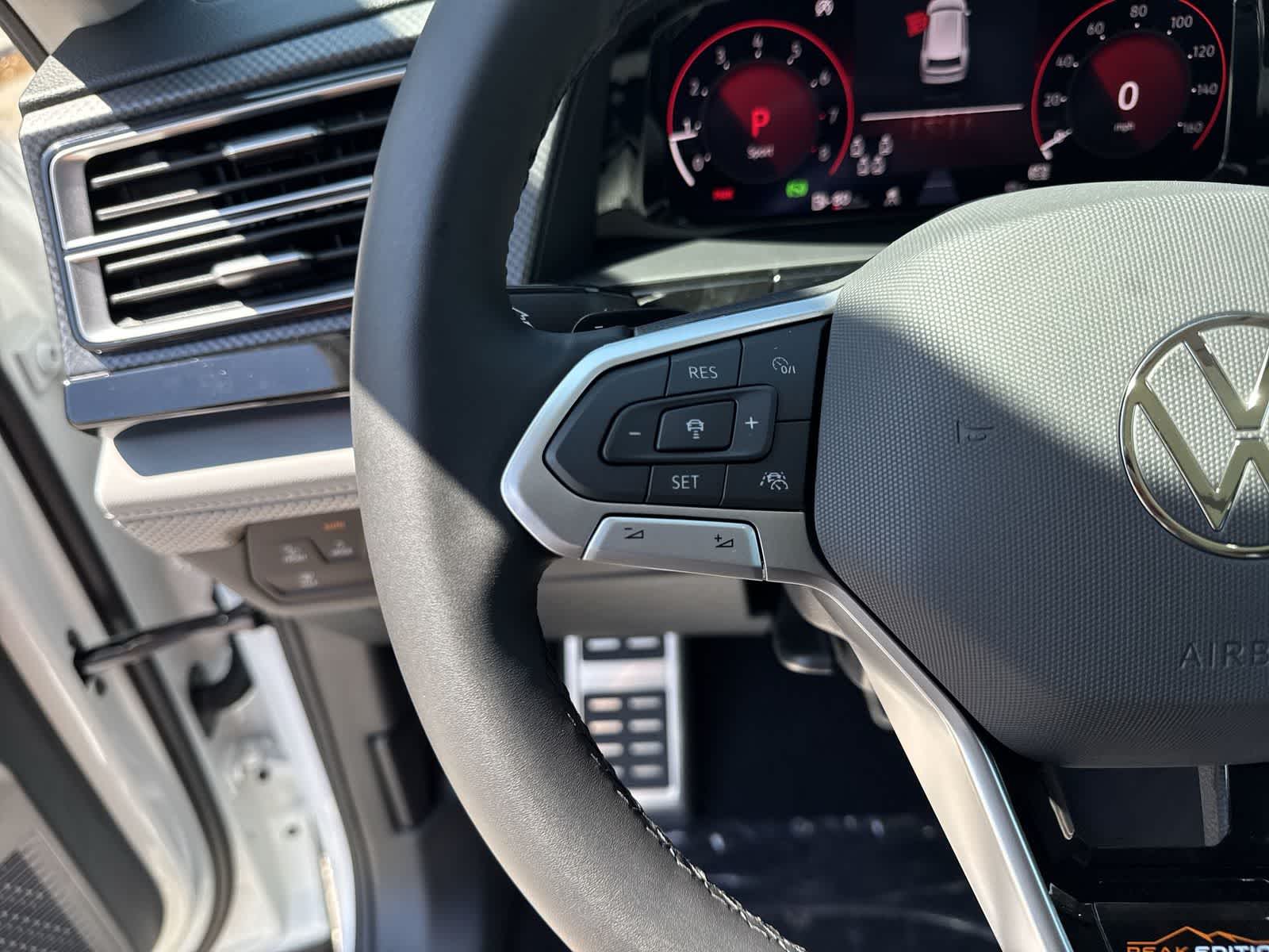 Volkswagen Atlas 2.0T Peak Edition 2026