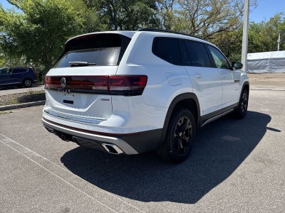 Volkswagen Atlas 2.0T Peak Edition 2026