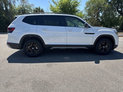 Volkswagen Atlas 2.0T Peak Edition 2026
