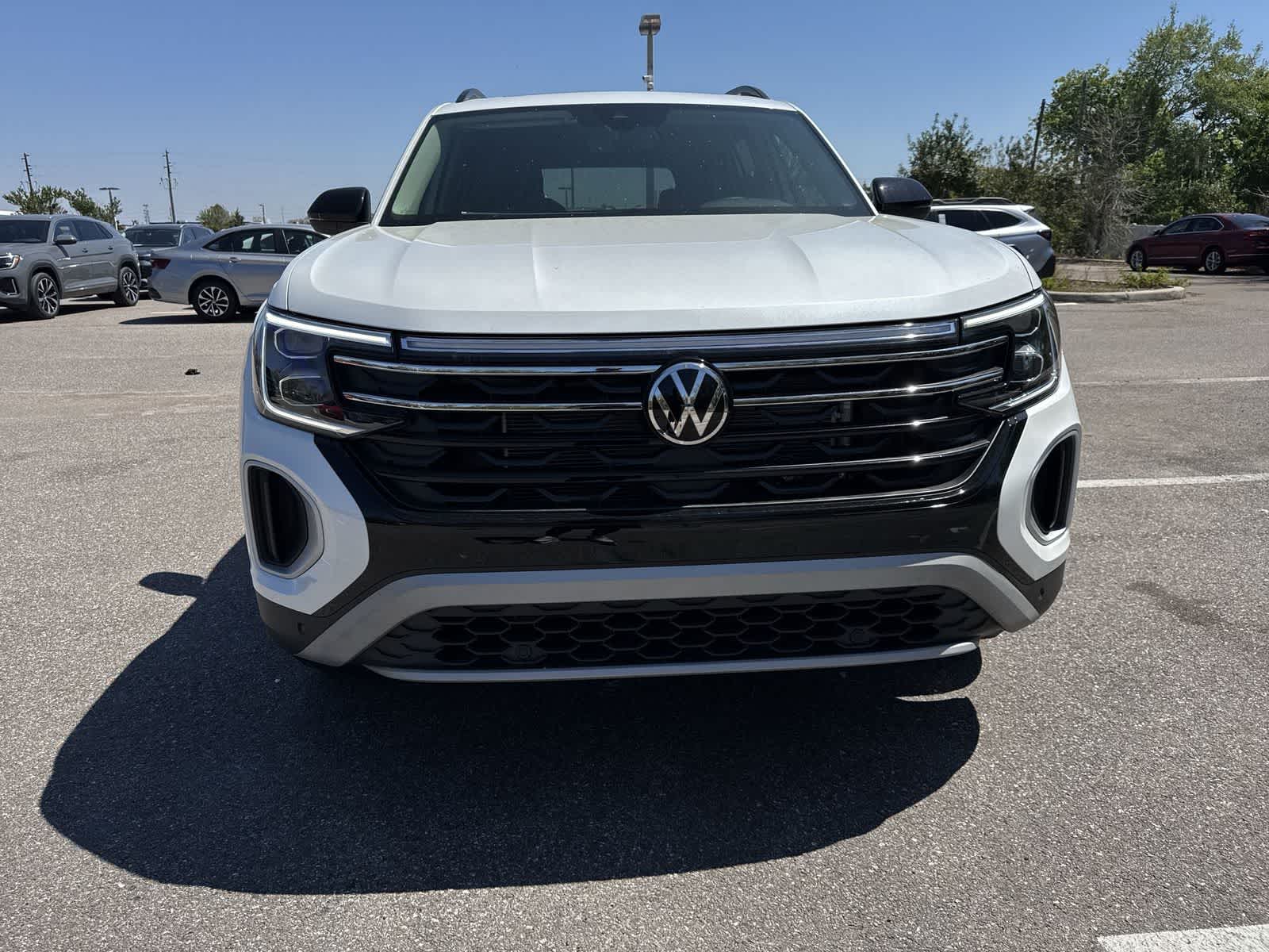 Volkswagen Atlas 2.0T Peak Edition 2026