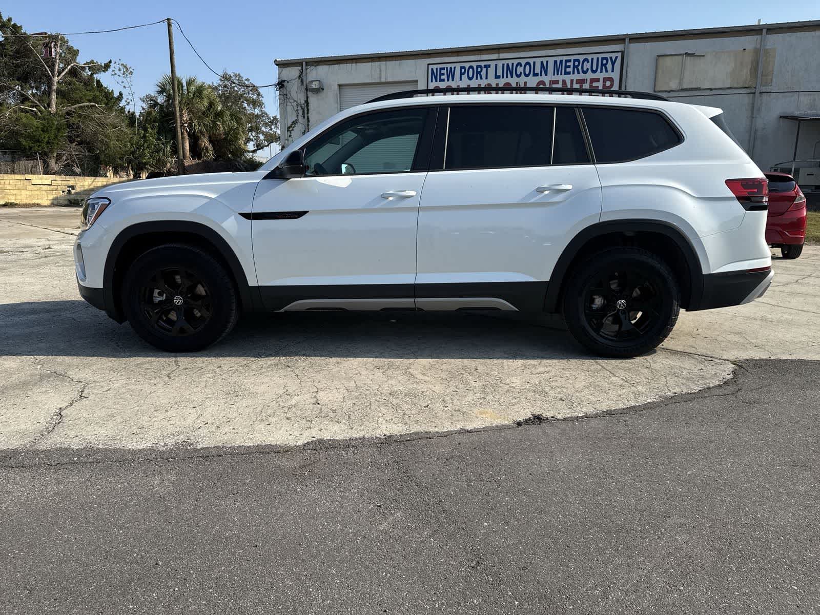 Volkswagen Atlas 2.0T Peak Edition 2026