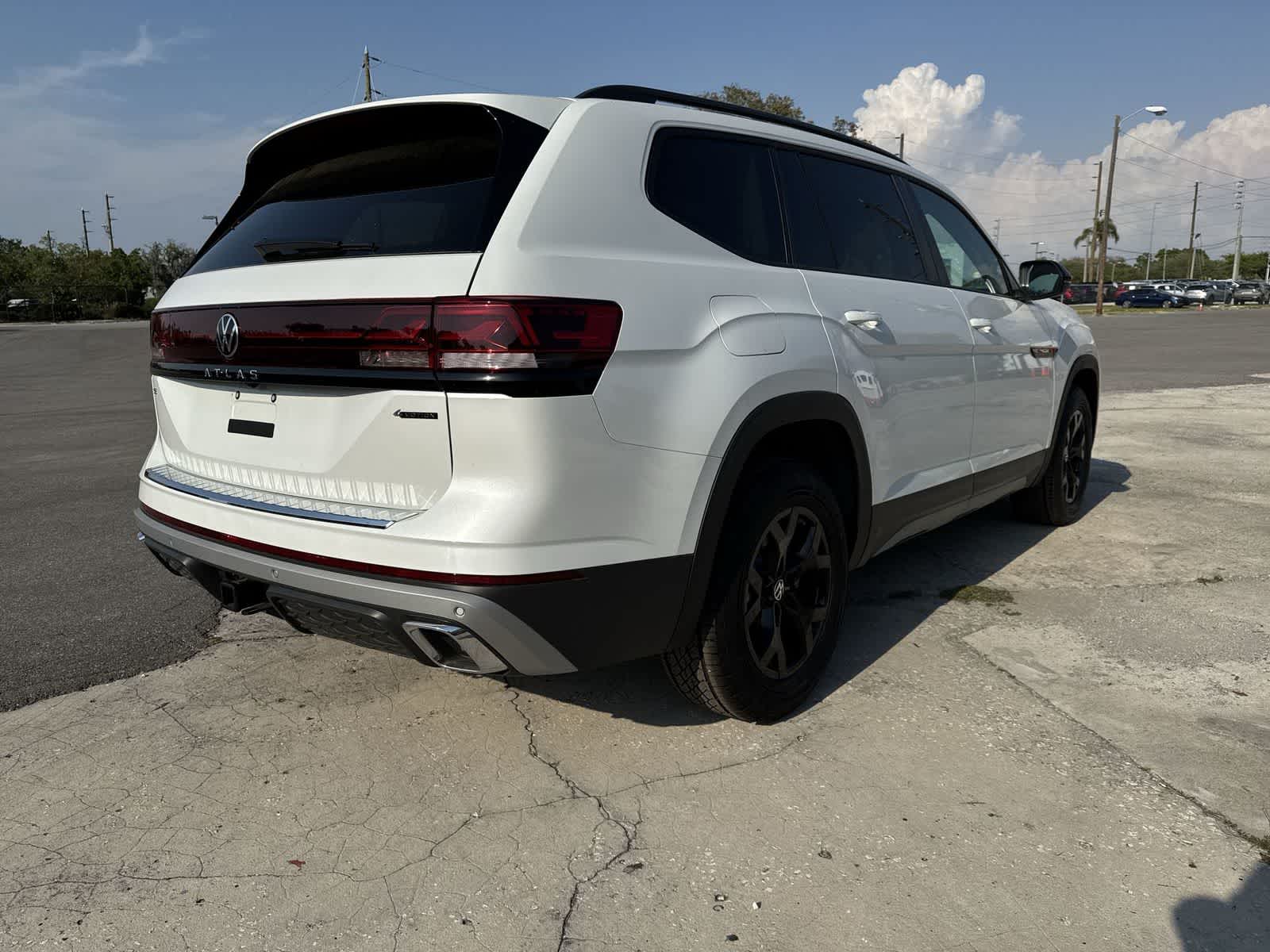 Volkswagen Atlas 2.0T Peak Edition 2026