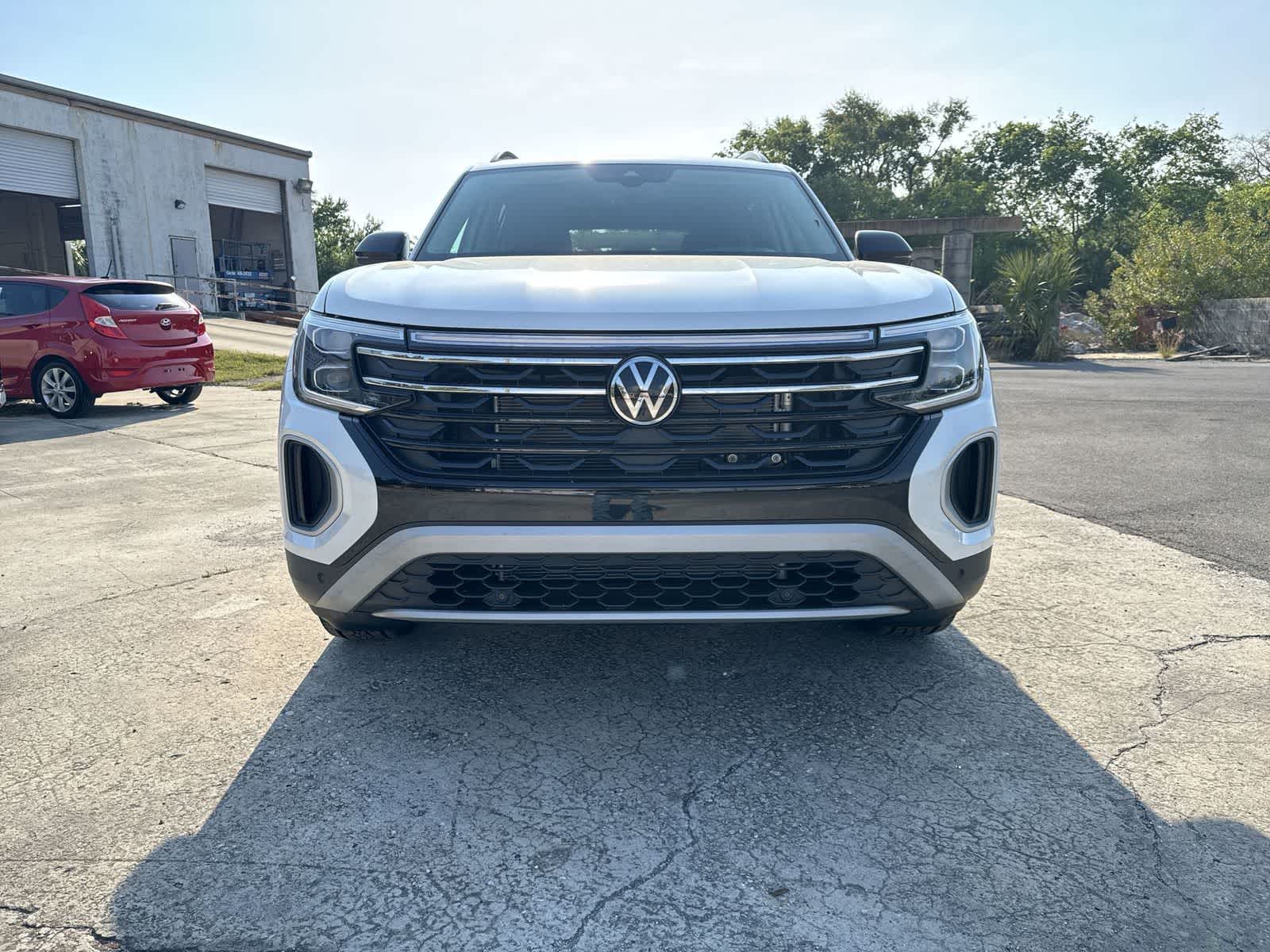 Volkswagen Atlas 2.0T Peak Edition 2026