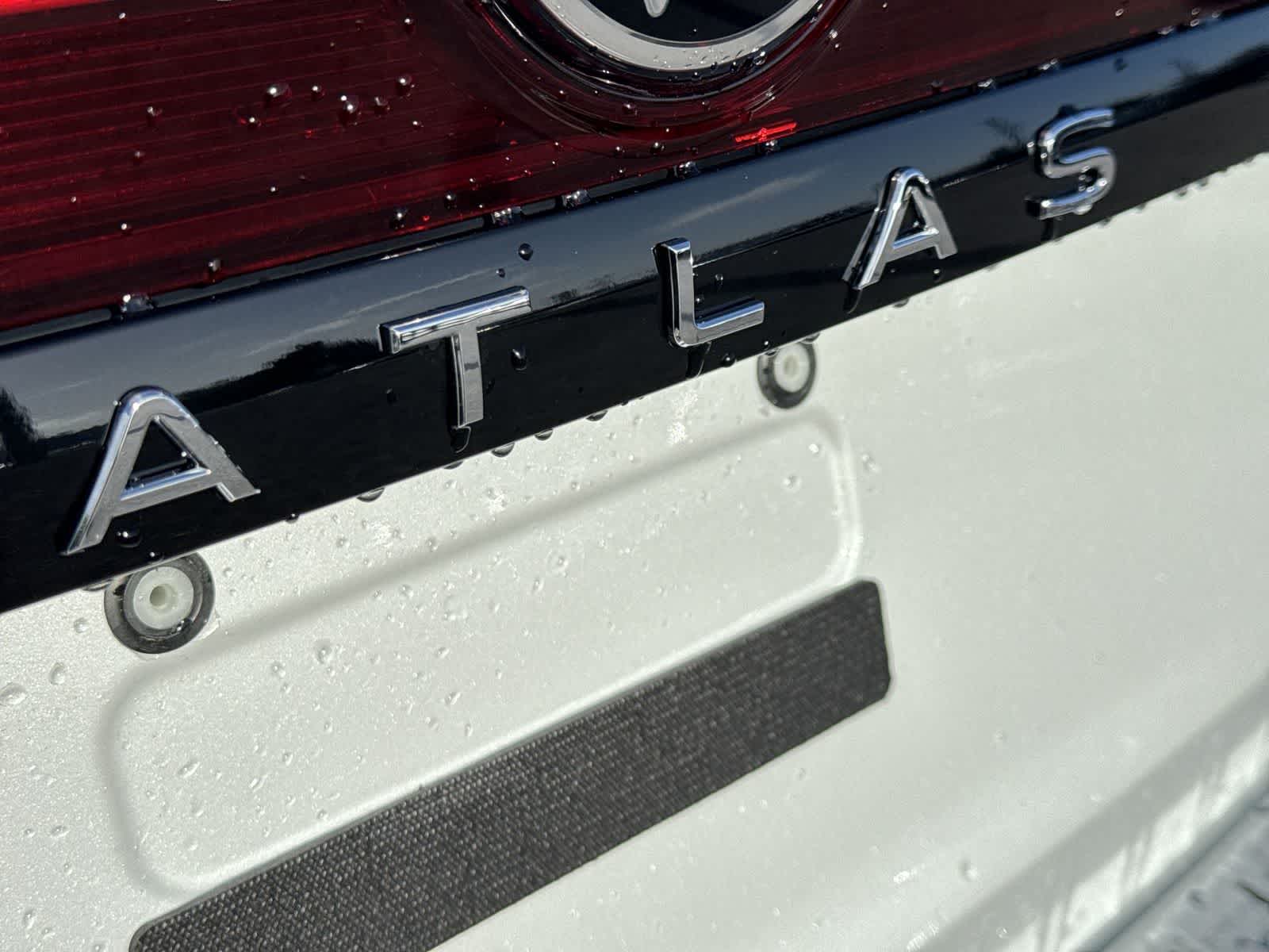 Volkswagen Atlas 2.0T Peak Edition 2026