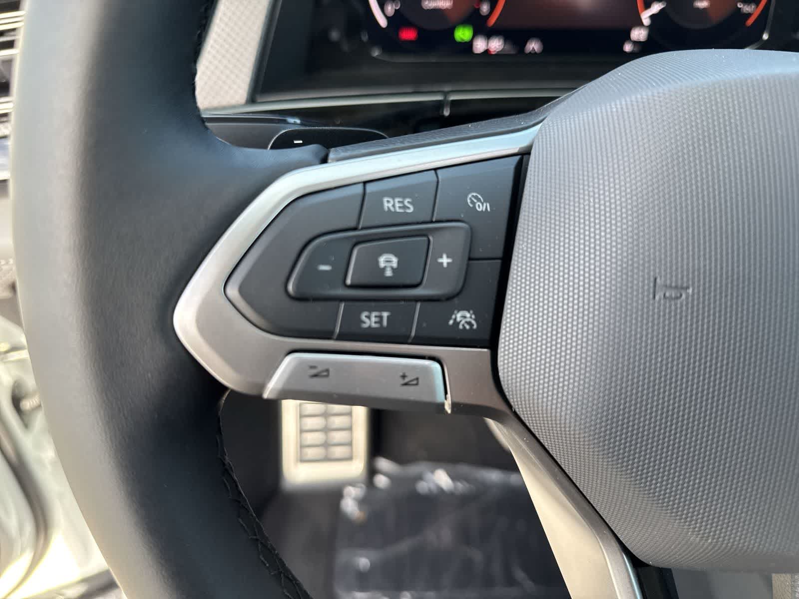 Volkswagen Atlas 2.0T Peak Edition 2026