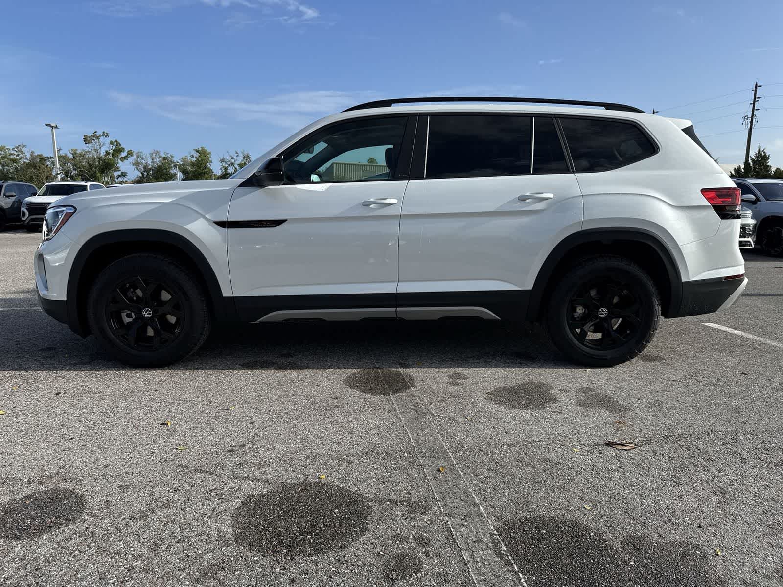 Volkswagen Atlas 2.0T Peak Edition 2026