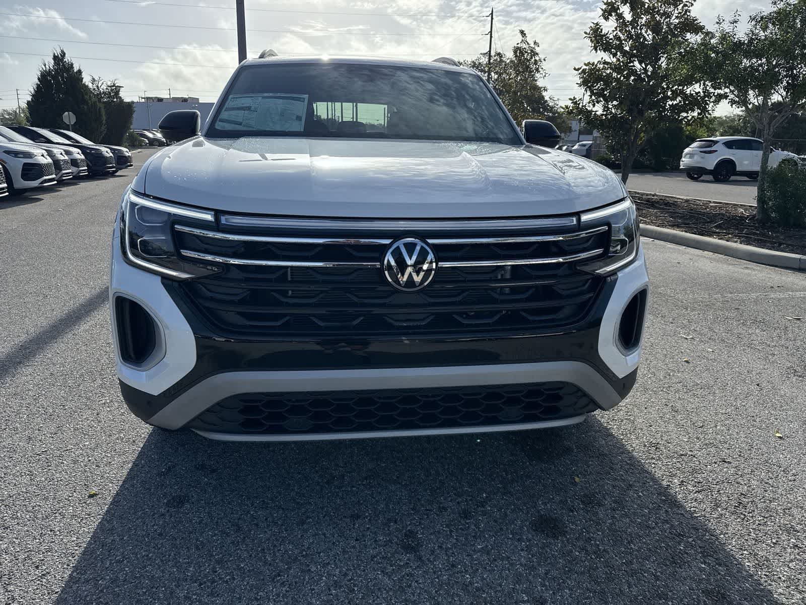 Volkswagen Atlas 2.0T Peak Edition 2026