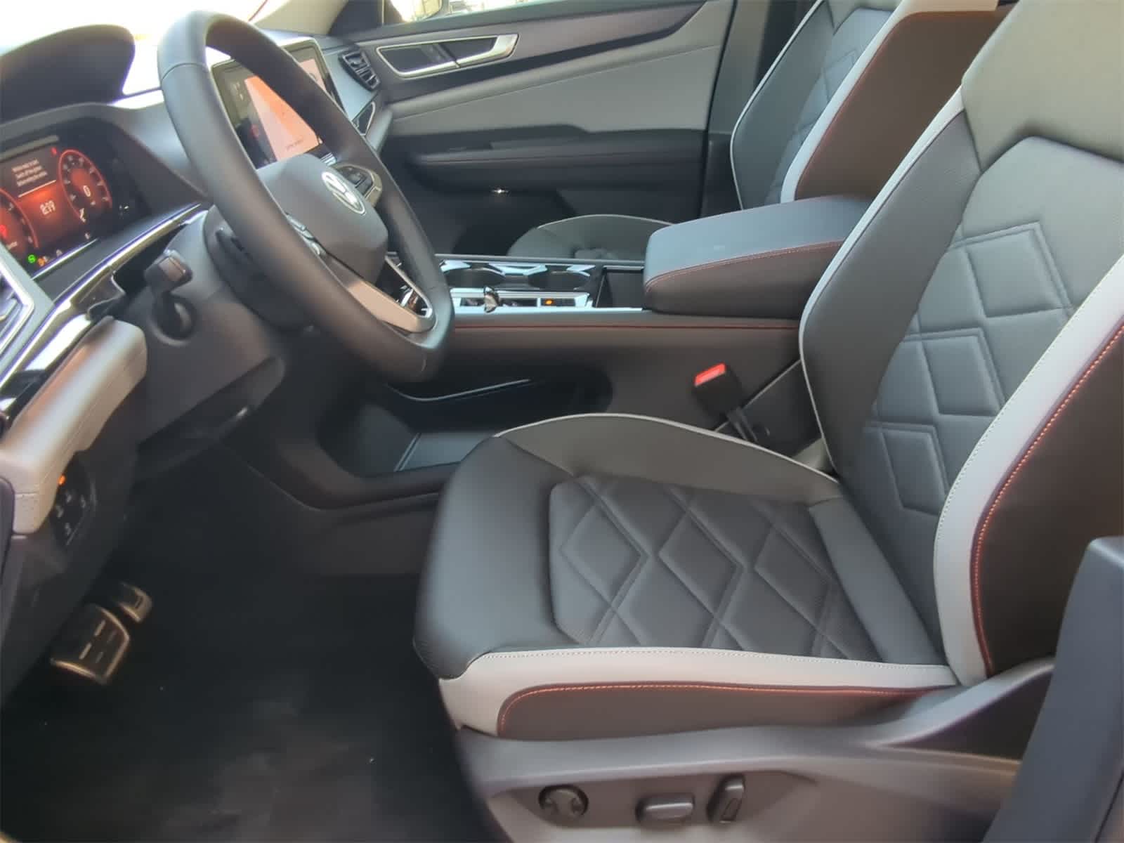 2025 Volkswagen Atlas 2.0T Peak Edition