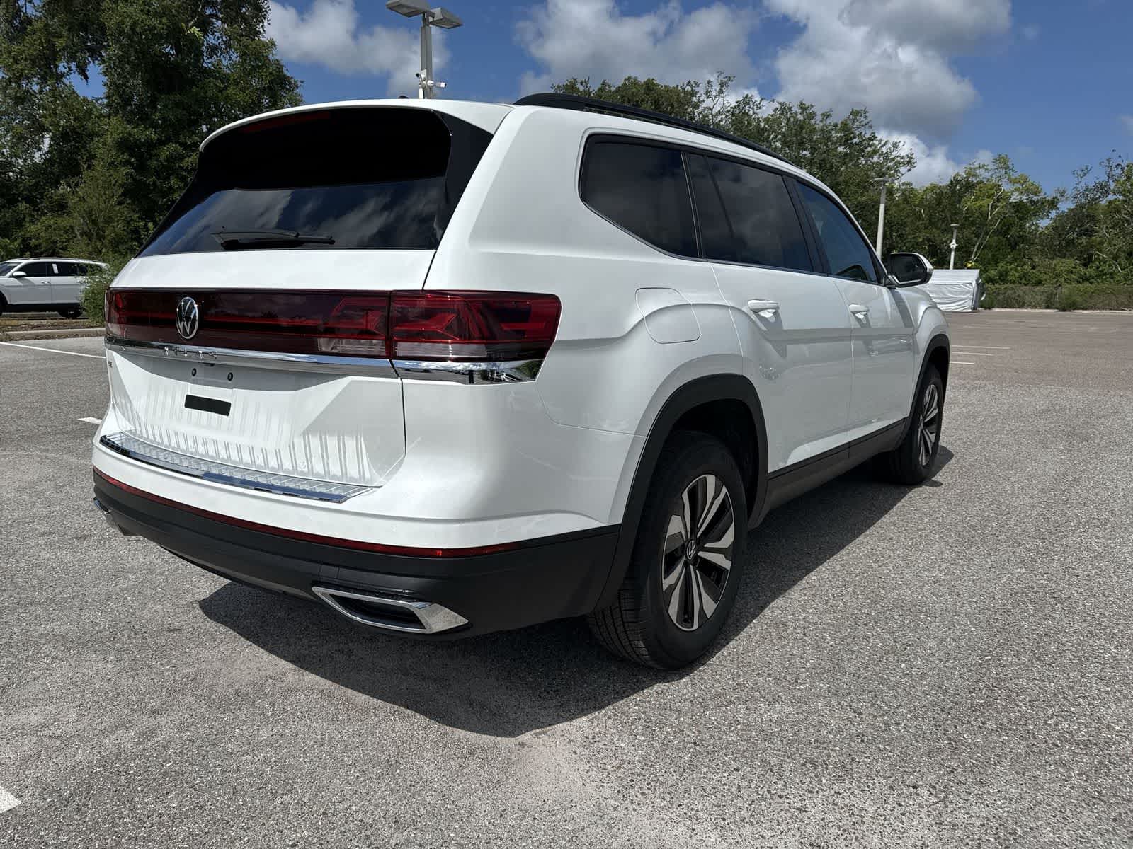 2026 Volkswagen Atlas 2.0T SE