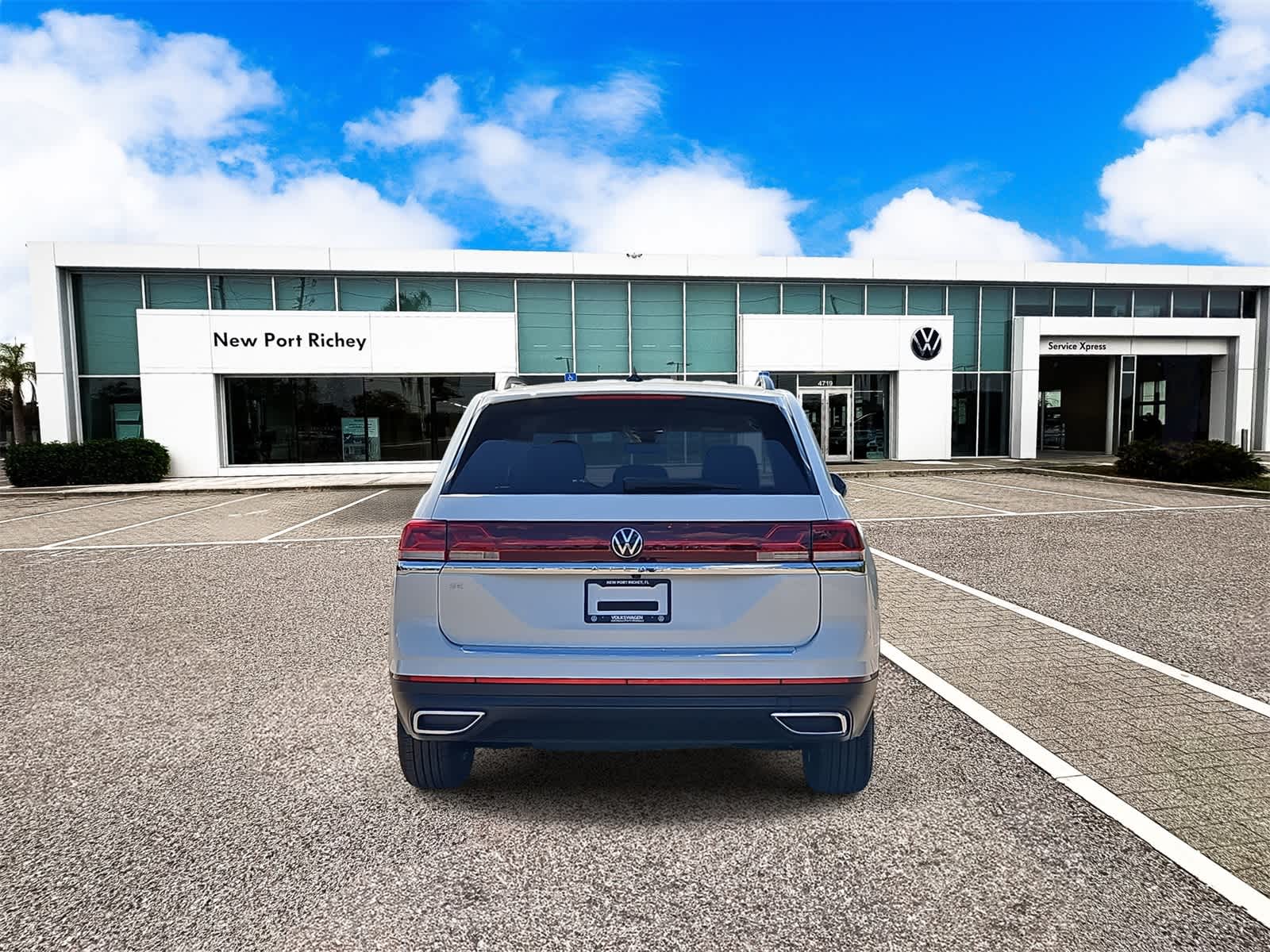 2026 Volkswagen Atlas 2.0T SE