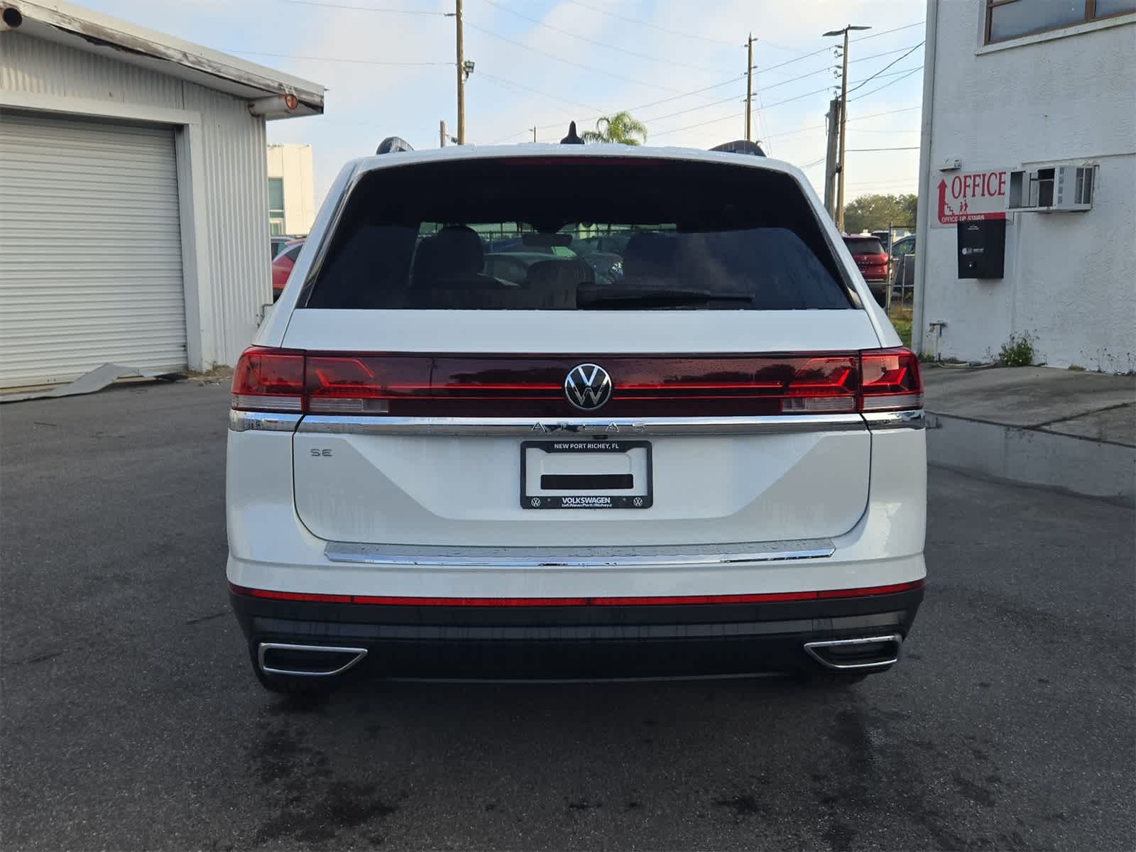 2026 Volkswagen Atlas 2.0T SE